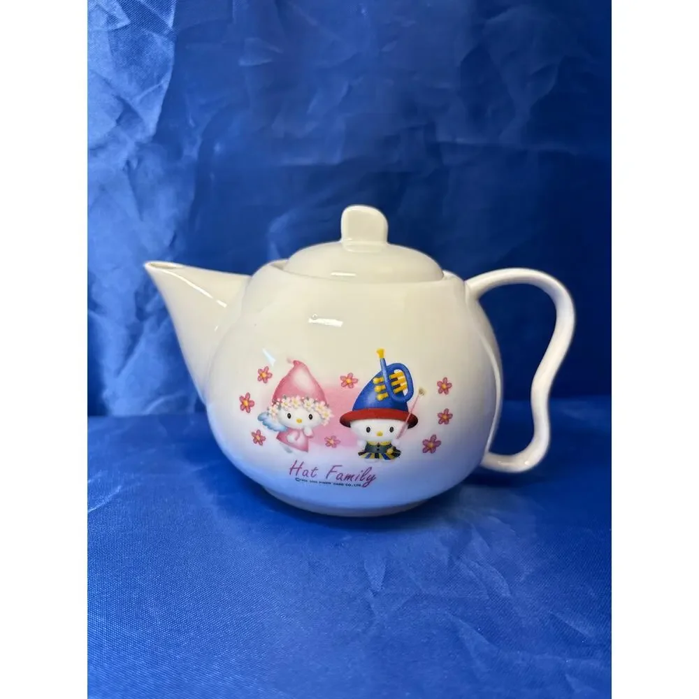 Hat Family Hello Kitty Style Miniature Teapot and Two Cups